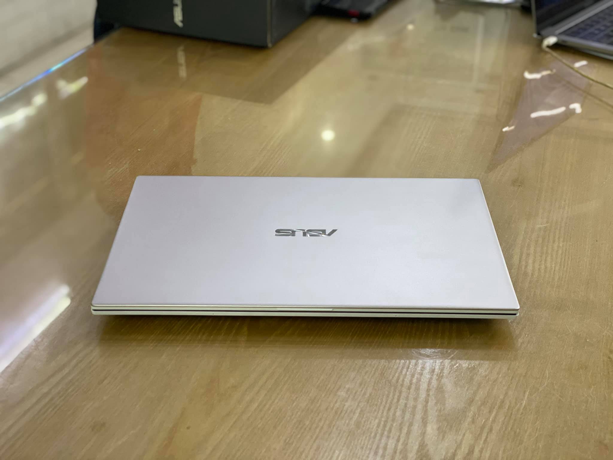 Asus VivoBook S13 S330UA-8.jpeg